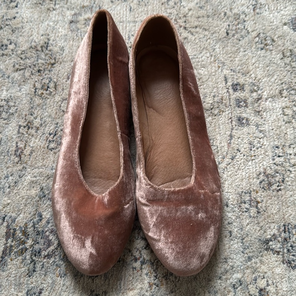 Madewell velvet flats